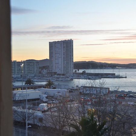 Portman Cosy Apartment Тулон Екстериор снимка
