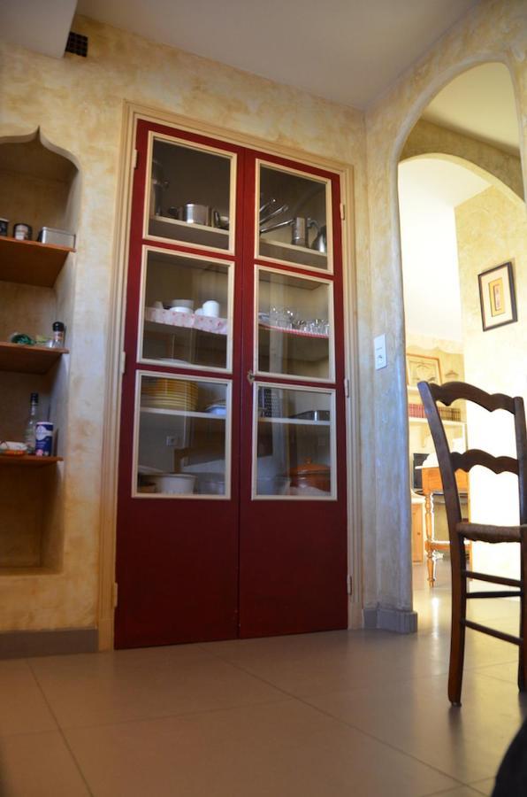 Portman Cosy Apartment Тулон Екстериор снимка