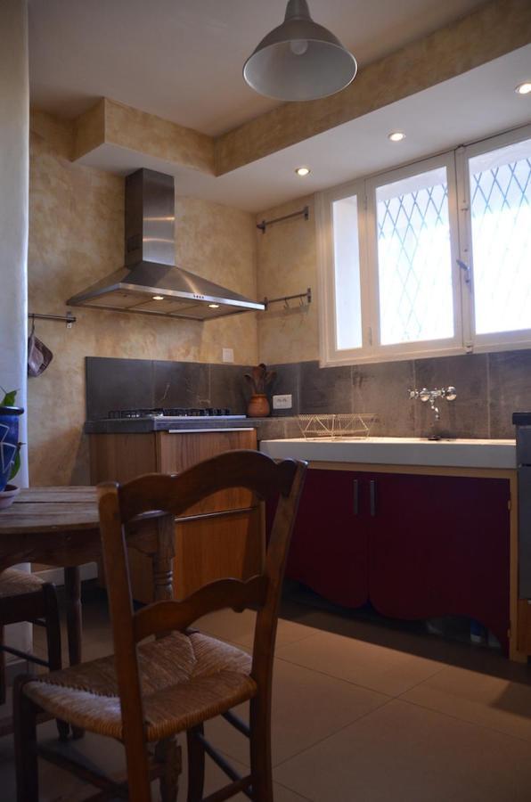 Portman Cosy Apartment Тулон Екстериор снимка