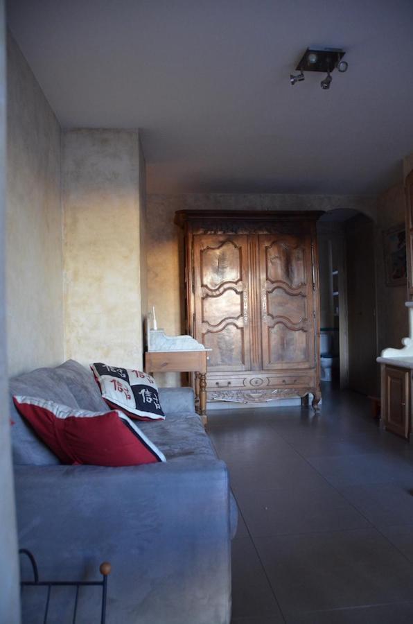 Portman Cosy Apartment Тулон Екстериор снимка